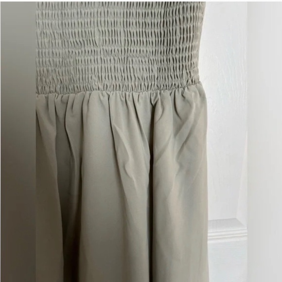 NWOT Sage Green Bridesmaid / Wedding Guest Dress - Picture 5 of 5